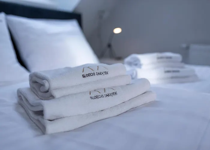 Apartment Sudecki Zakątek - 2 7- Os Z Gorącą Balią Zewnętrzną *